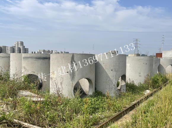 廠(chǎng)里檢查井